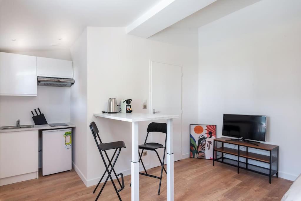 Apartament Lumignons Lyonnais - Doua Villeurbanne Zewnętrze zdjęcie