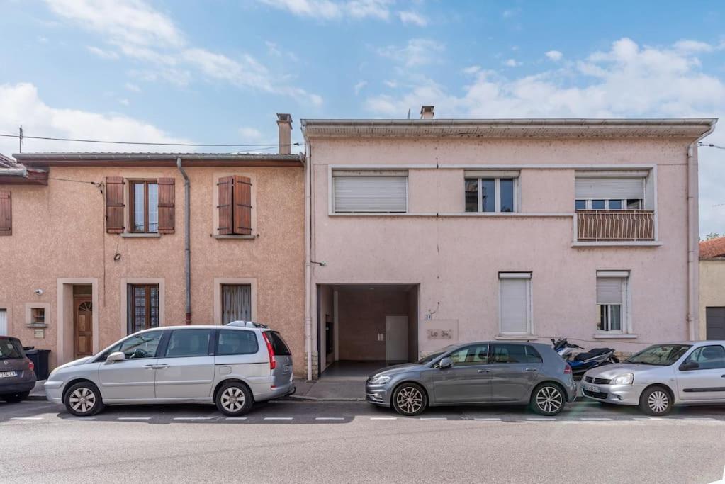 Apartament Lumignons Lyonnais - Doua Villeurbanne Zewnętrze zdjęcie
